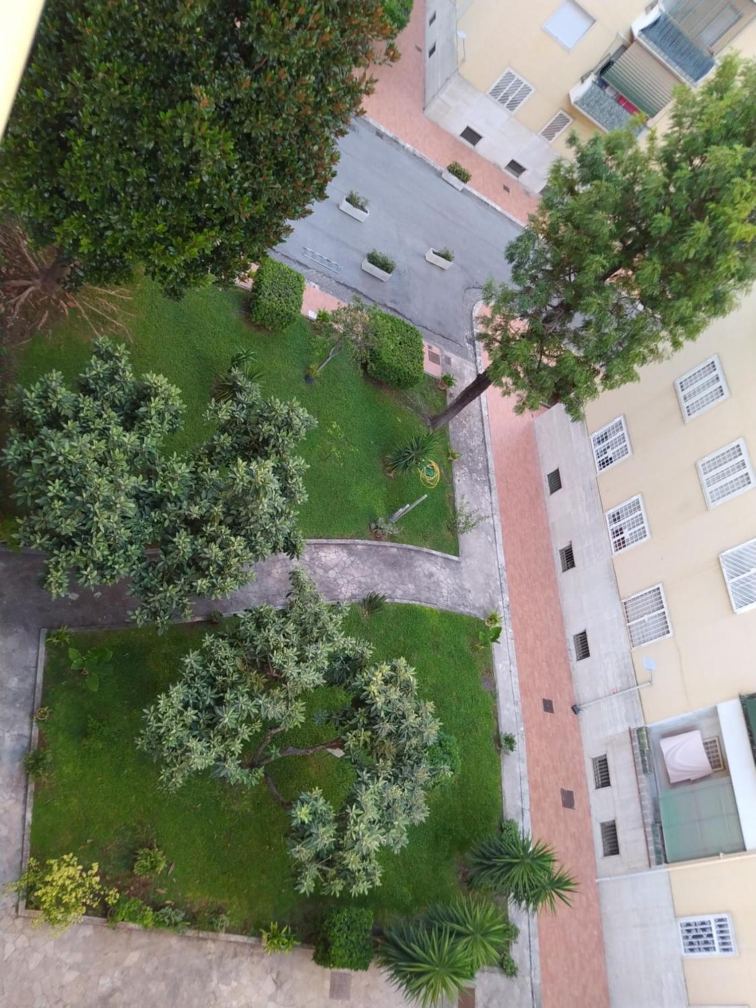 Linda'S Guest House Рим Екстериор снимка