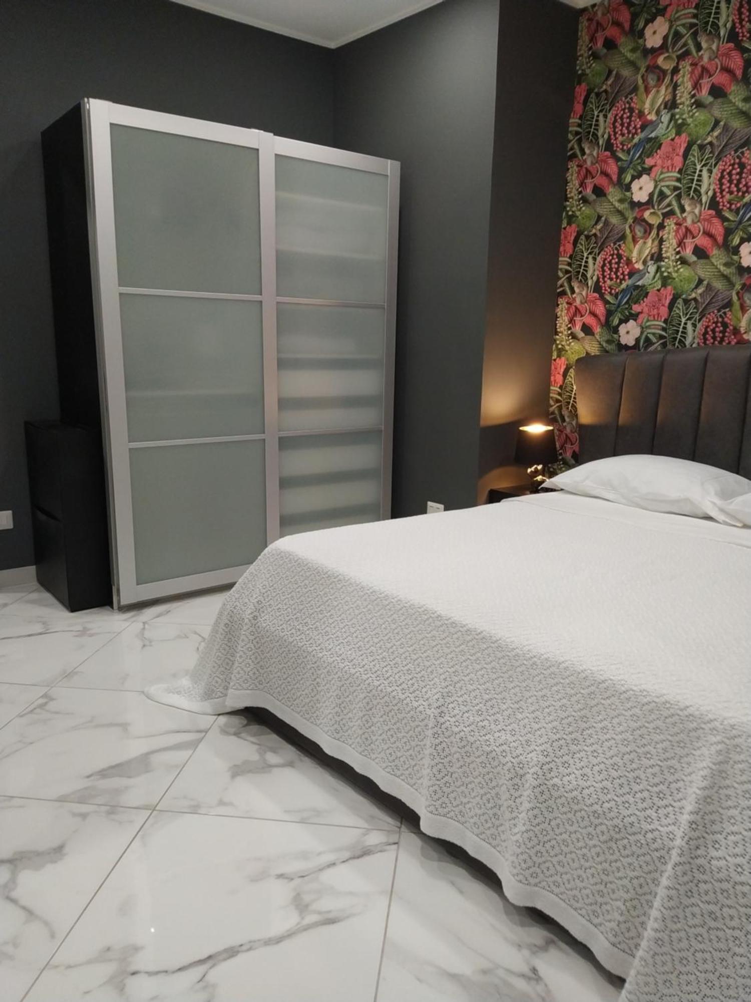 Linda'S Guest House Рим Екстериор снимка