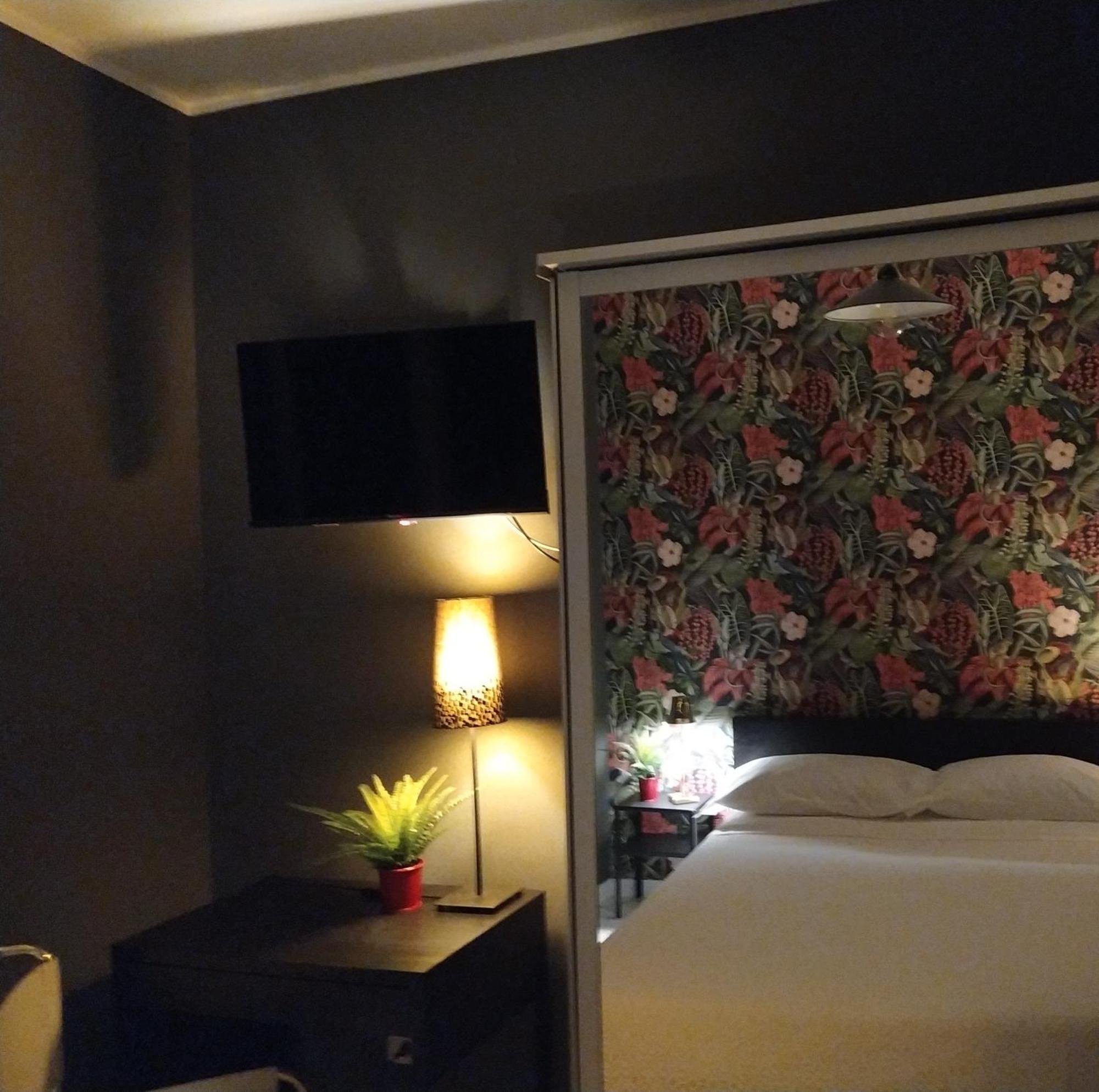 Linda'S Guest House Рим Екстериор снимка
