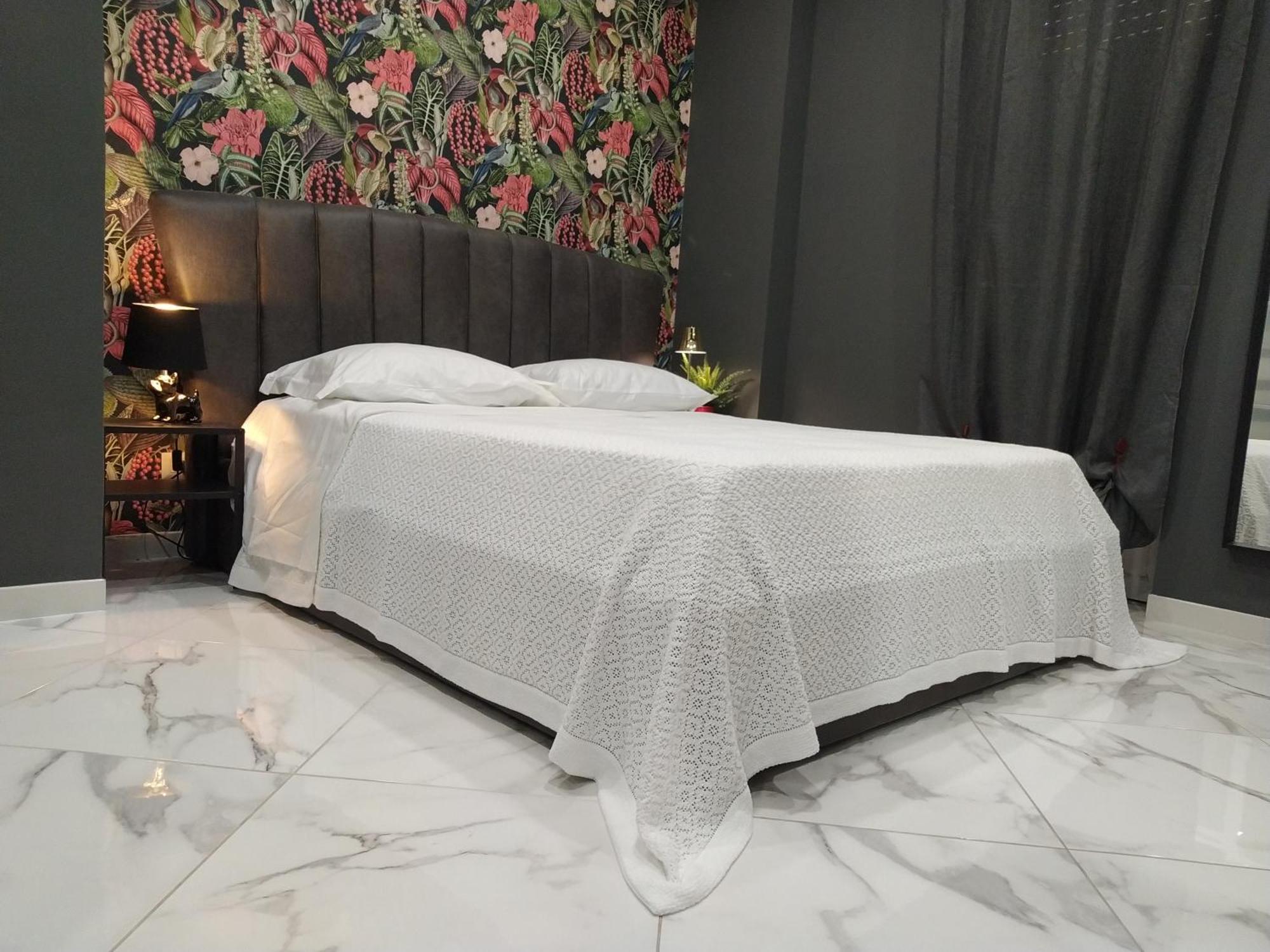 Linda'S Guest House Рим Екстериор снимка